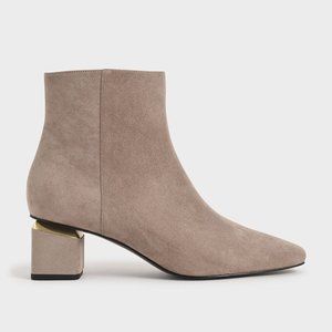Charles & Keith Block Heel Boots Brand New- Size 7